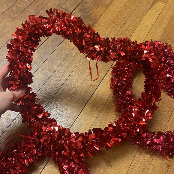 Hanging Hearts Decorations for Valentine’s Day - Picture 3 of 4